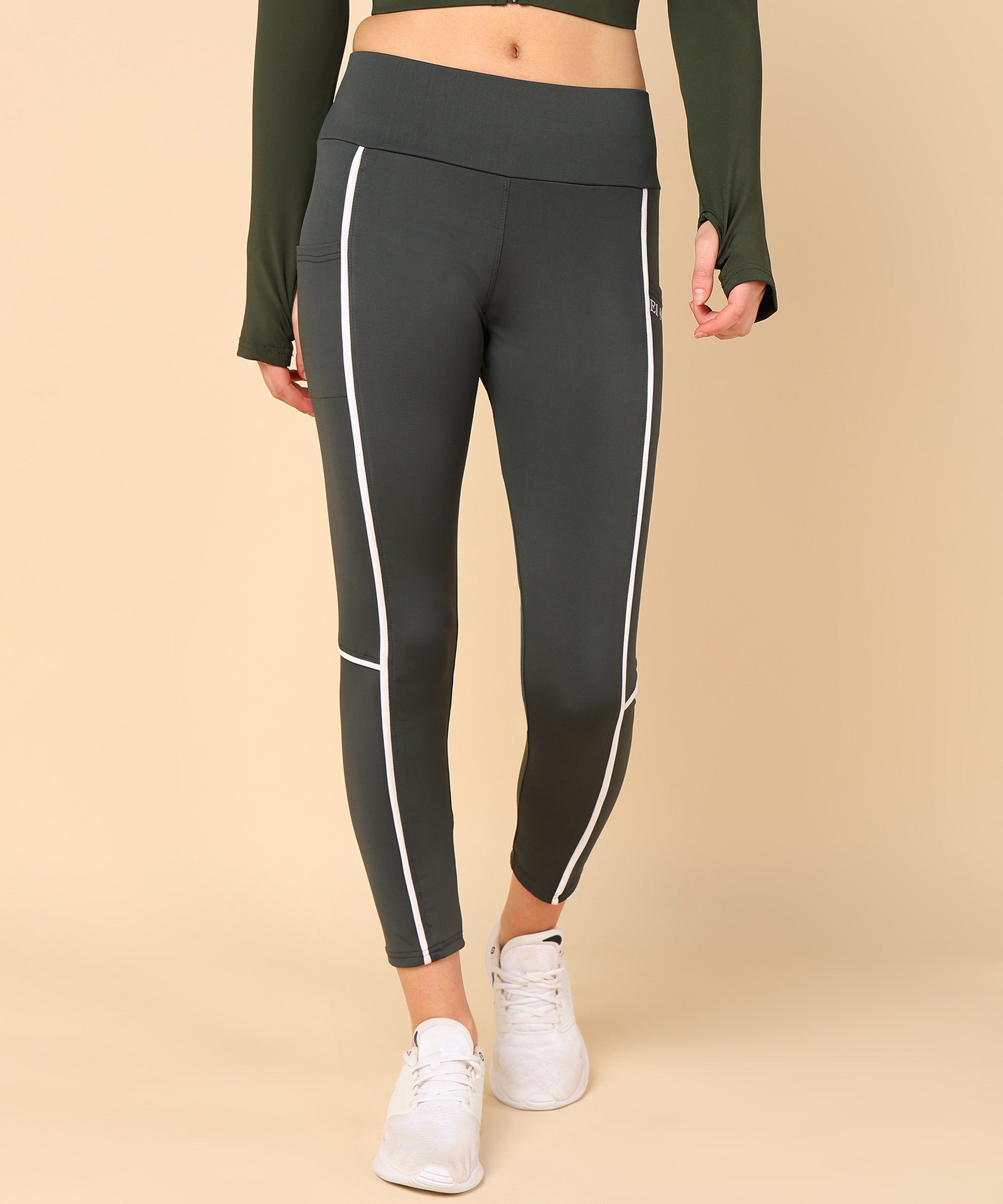 Performance Tights with Pockets