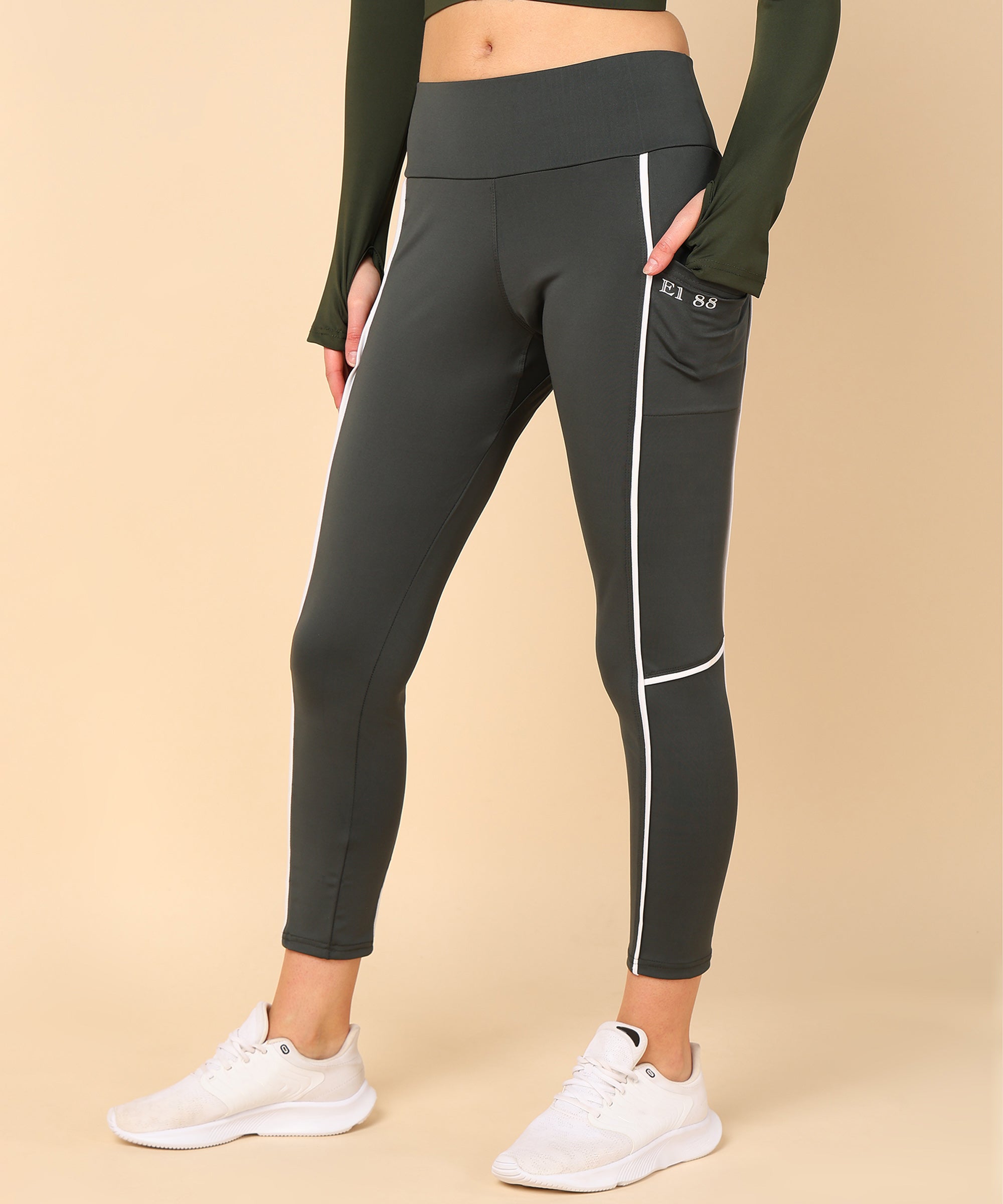 Performance Tights with Pockets