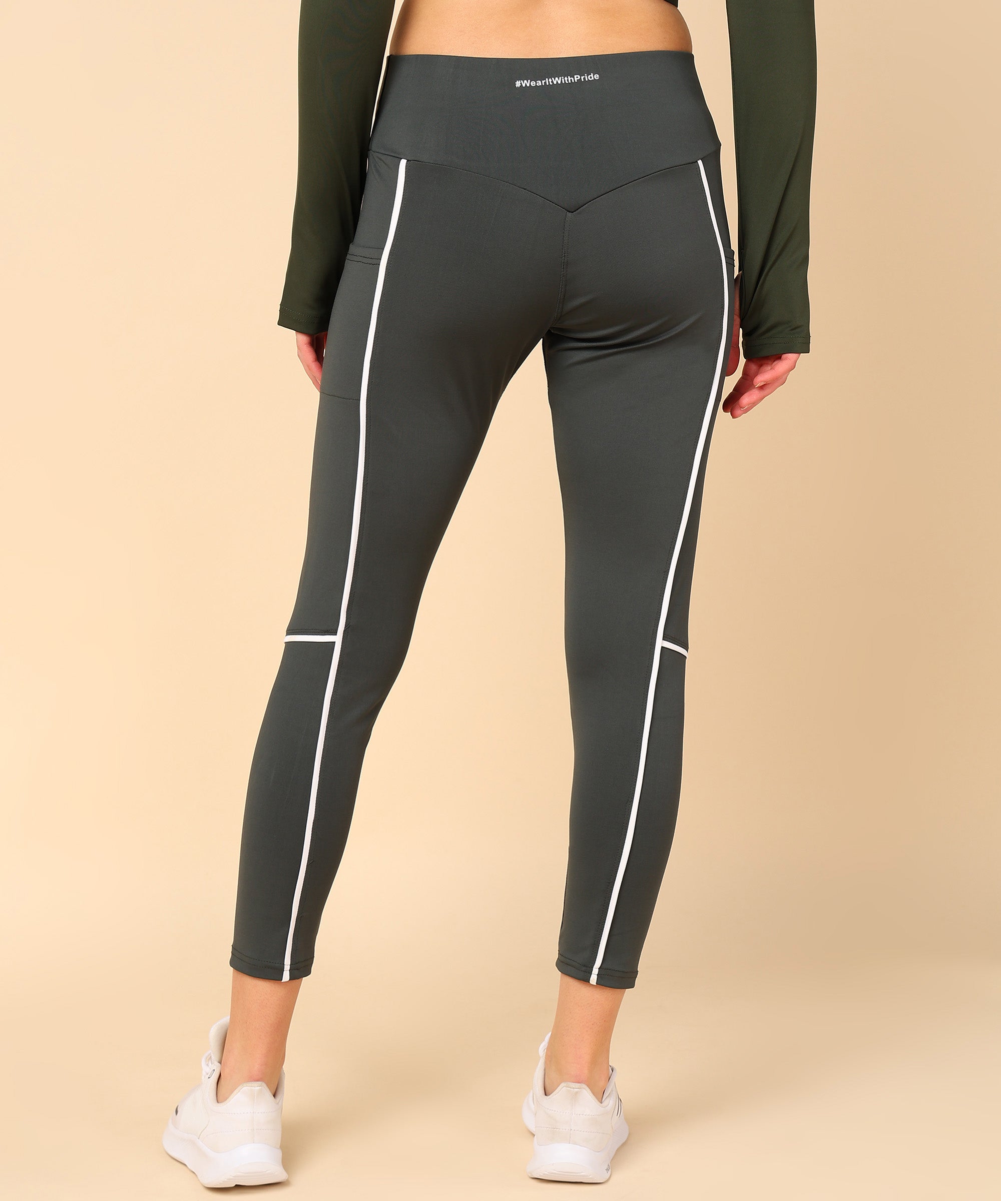 Performance Tights with Pockets